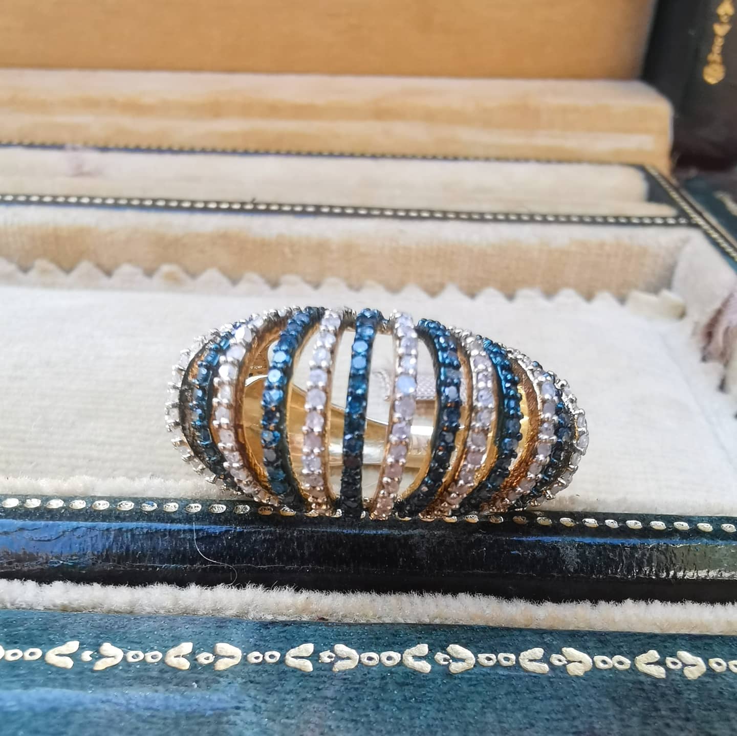 Anillo domo plata brillantes fancy - Imagen 2