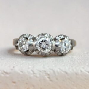 Tricillo inglés 0.75 carat